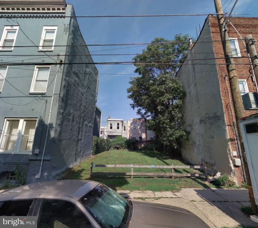 2258 N 16TH ST, PHILADELPHIA, PA 19132 — exterior