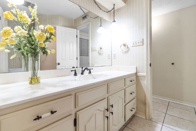 103 Owl Tree Trail, Greenville, TX 75402