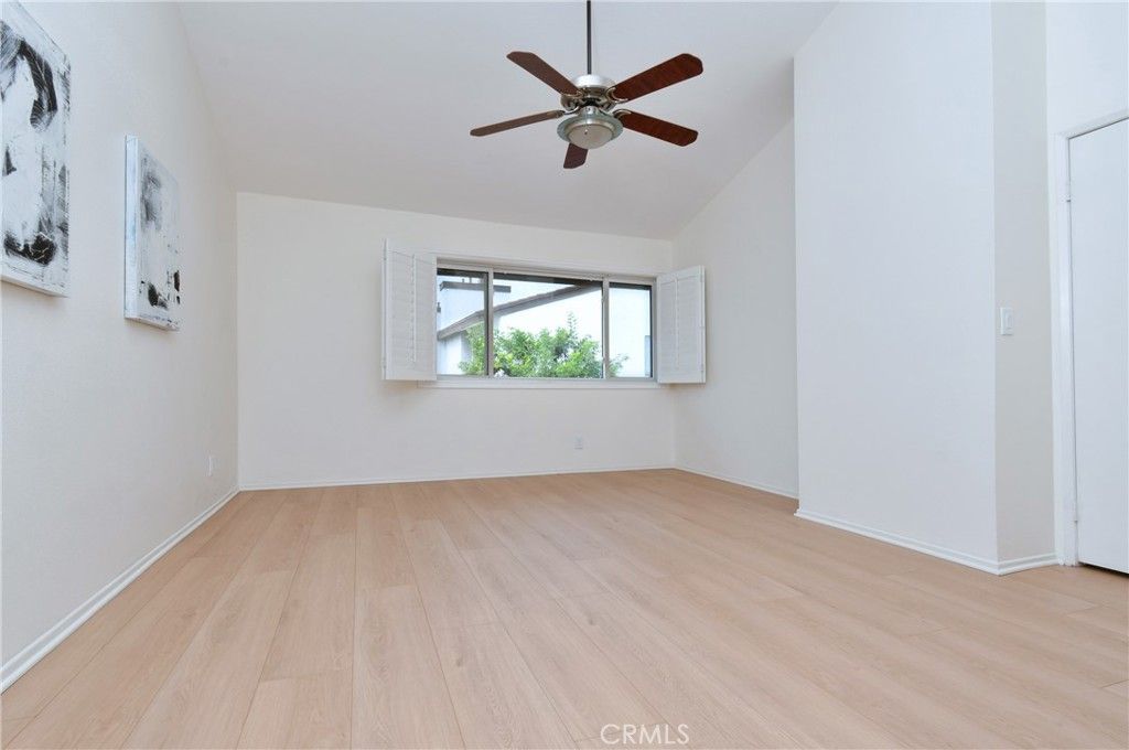 Image 38 of property listing at 6265 Canoga 53, Woodland Hills, CA 91367