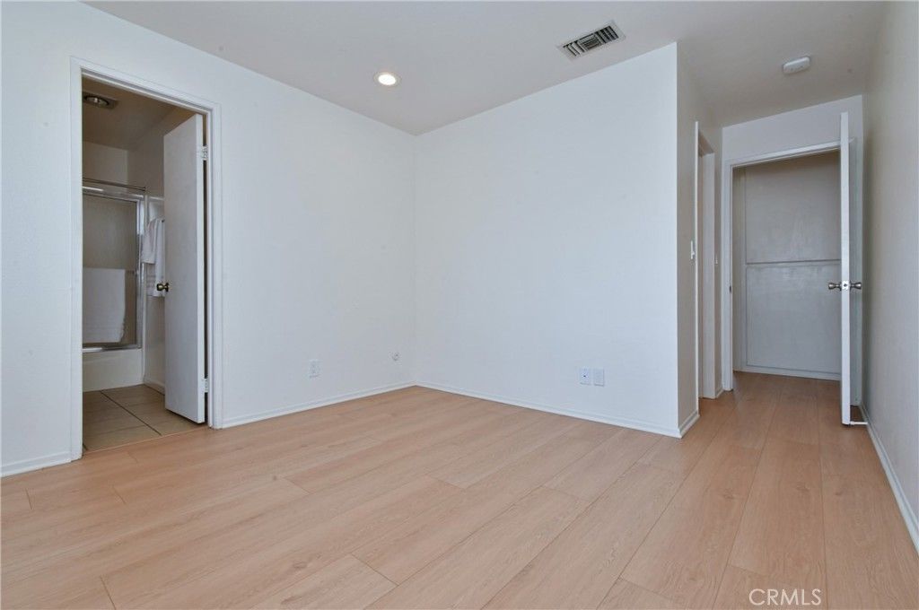 Image 48 of property listing at 6265 Canoga 53, Woodland Hills, CA 91367