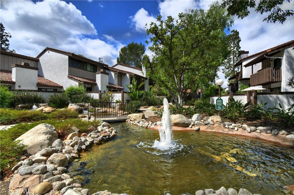 Image 53 of property listing at 6265 Canoga 53, Woodland Hills, CA 91367