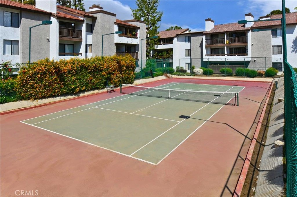 Image 63 of property listing at 6265 Canoga 53, Woodland Hills, CA 91367