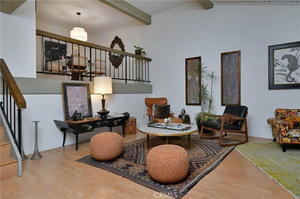 Image 8 of property listing at 6265 Canoga 53, Woodland Hills, CA 91367