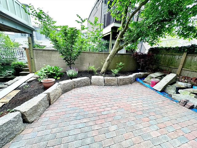 420 Sumner St 1, Boston, MA 02128