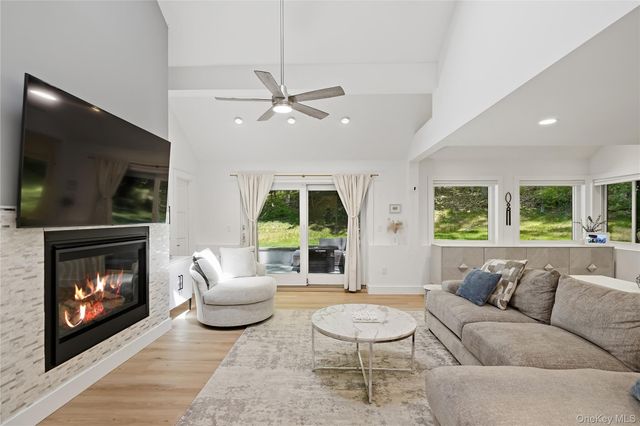 61 Cliffside Lane, Mount Kisco, NY 10549