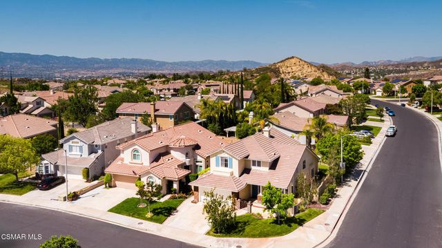 29047 Ironwood Lane, Saugus, CA 91390