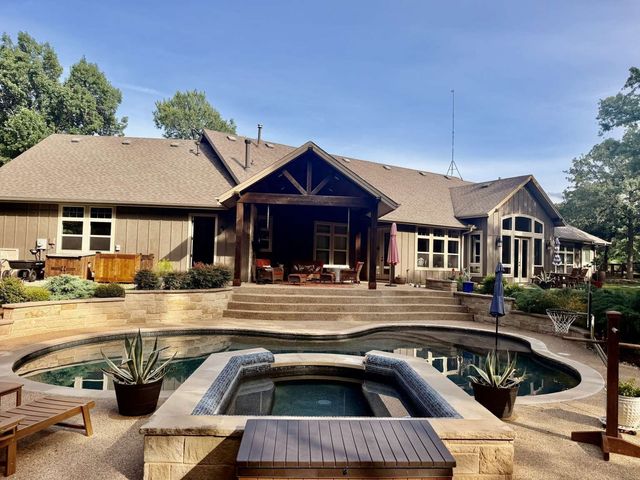 3780 Bridges Court, Aubrey, TX 76227