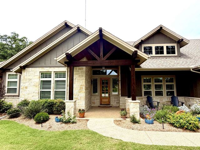 3780 Bridges Court, Aubrey, TX 76227