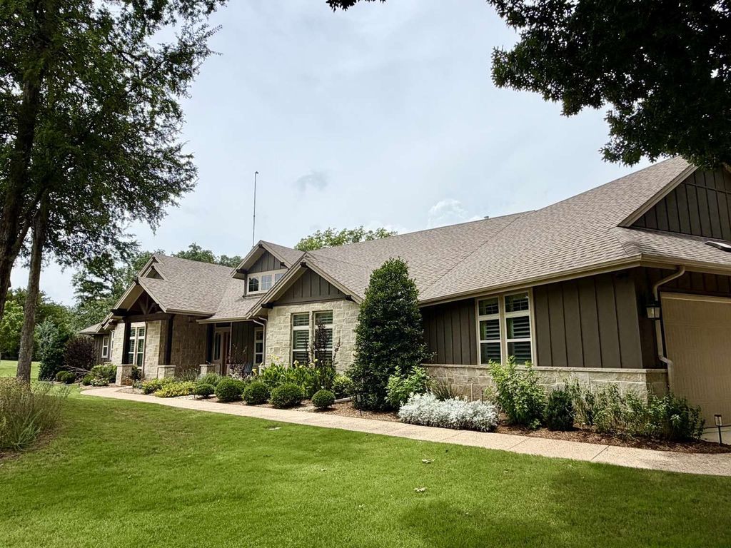 3780 Bridges Court, Aubrey, TX 76227