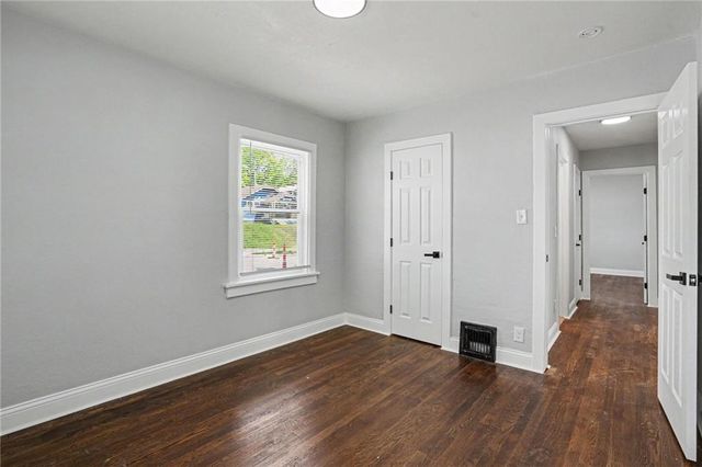 1040 N 25th Street, Kansas City, KS 66102
