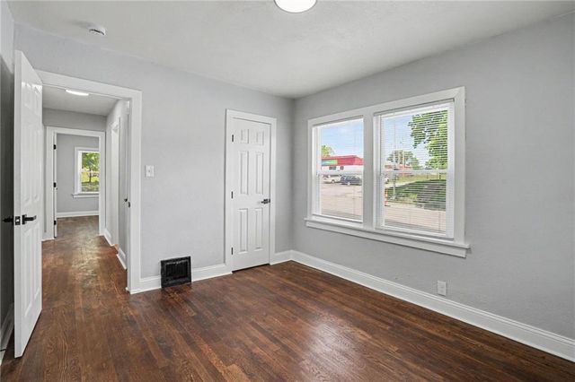 1040 N 25th Street, Kansas City, KS 66102