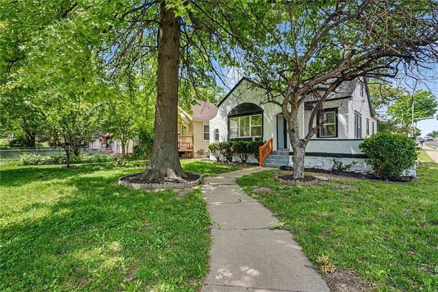 1040 N 25th Street, Kansas City, KS 66102