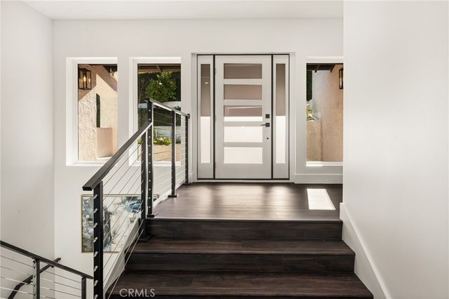 5 Yellow Brick Road, Rancho Palos Verdes, CA 90275