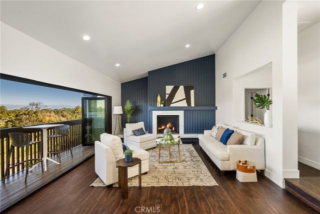 5 Yellow Brick Road, Rancho Palos Verdes, CA 90275