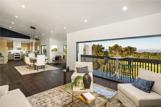 5 Yellow Brick Road, Rancho Palos Verdes, CA 90275