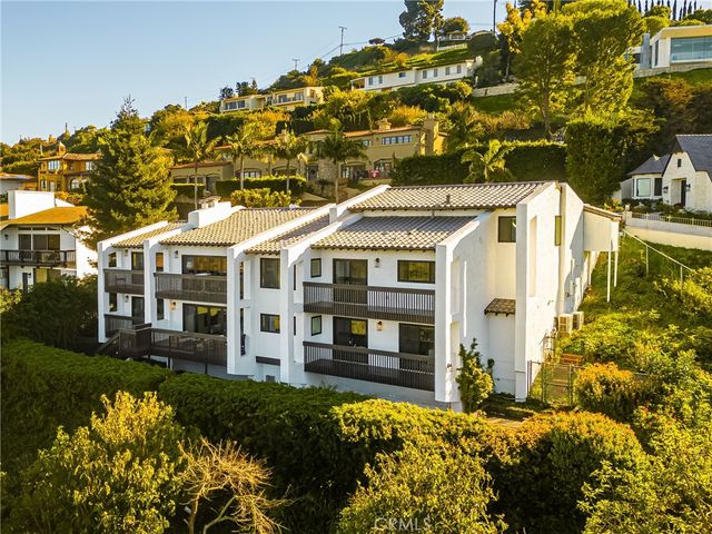 5 Yellow Brick Road, Rancho Palos Verdes, CA 90275