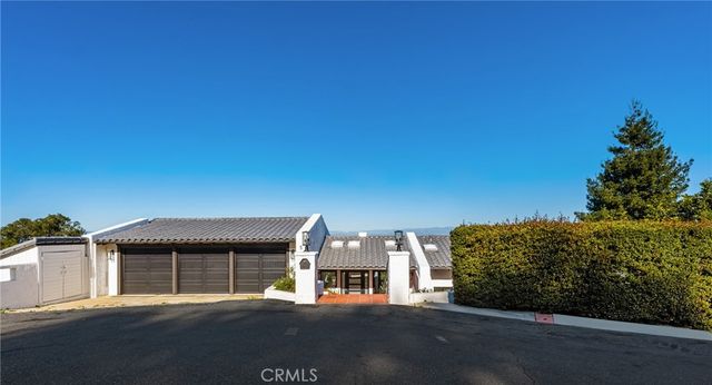 5 Yellow Brick Road, Rancho Palos Verdes, CA 90275