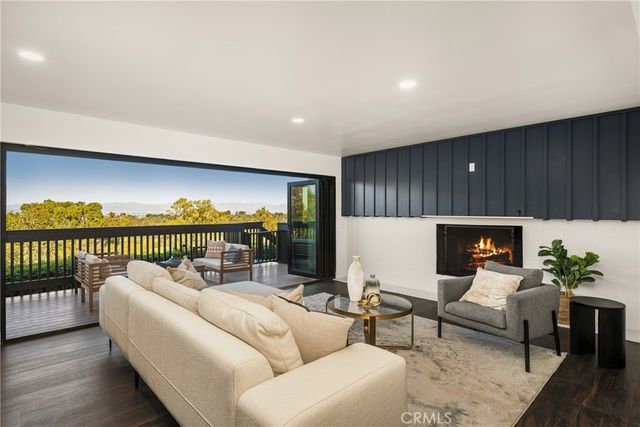 5 Yellow Brick Road, Rancho Palos Verdes, CA 90275