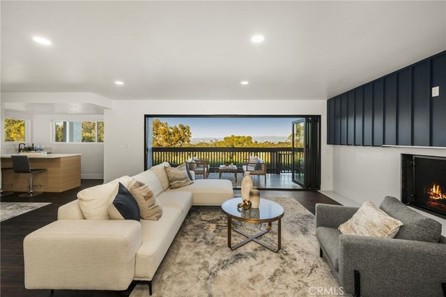 5 Yellow Brick Road, Rancho Palos Verdes, CA 90275