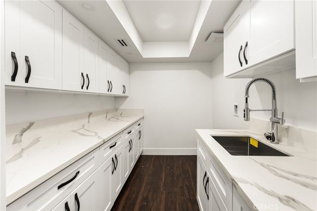 5 Yellow Brick Road, Rancho Palos Verdes, CA 90275