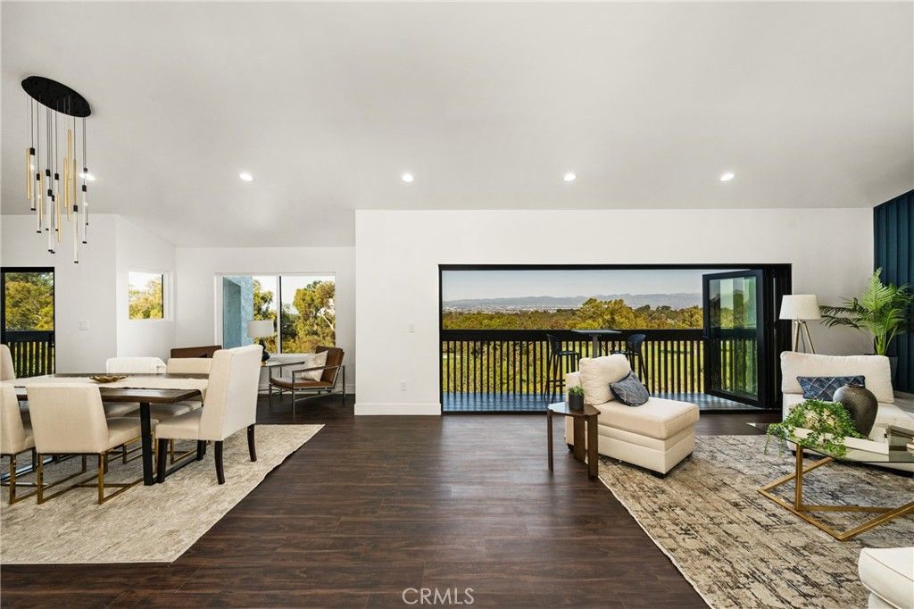 5 Yellow Brick Road, Rancho Palos Verdes, CA 90275