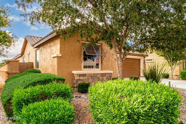 7865 W SILVER SPRING Way, Florence, AZ 85132