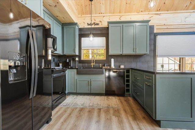 135 Lakeside Drive, Haverhill, NH 03765