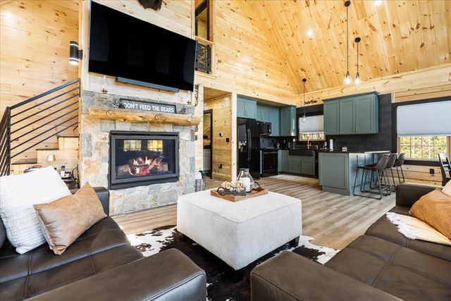 135 Lakeside Drive, Haverhill, NH 03765