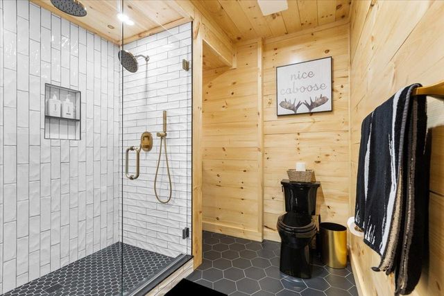 135 Lakeside Drive, Haverhill, NH 03765