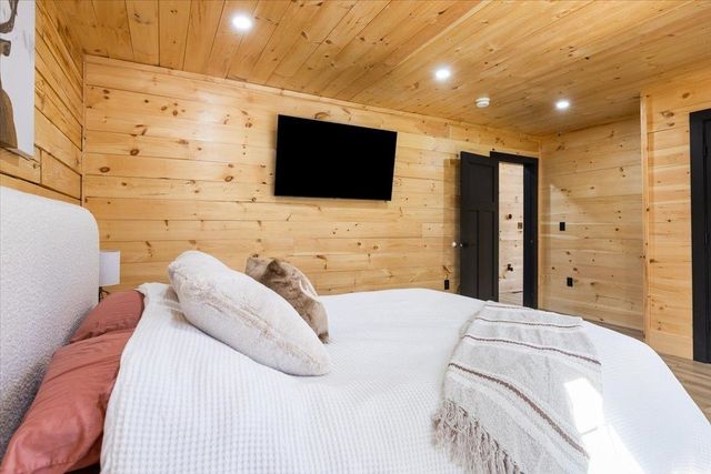 135 Lakeside Drive, Haverhill, NH 03765