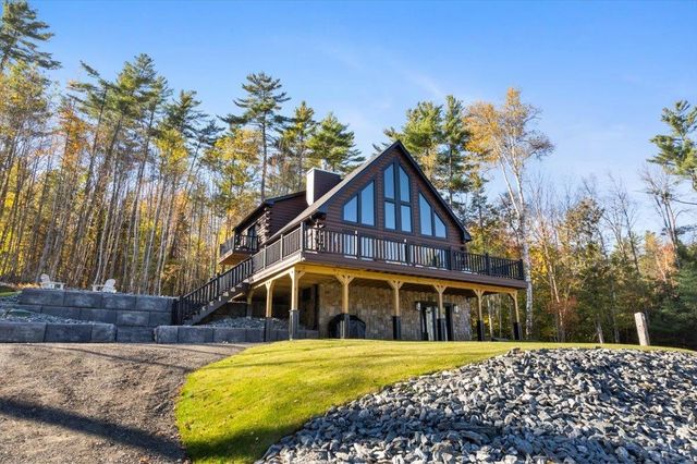 135 Lakeside Drive, Haverhill, NH 03765