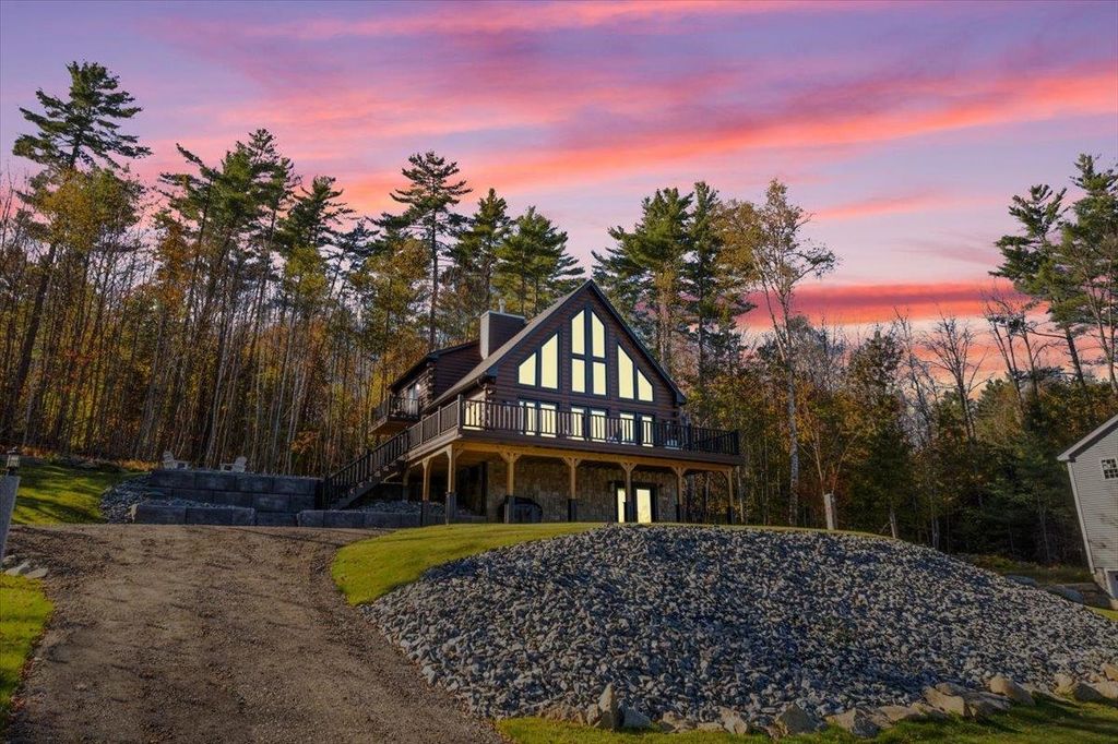 135 Lakeside Drive, Haverhill, NH 03765