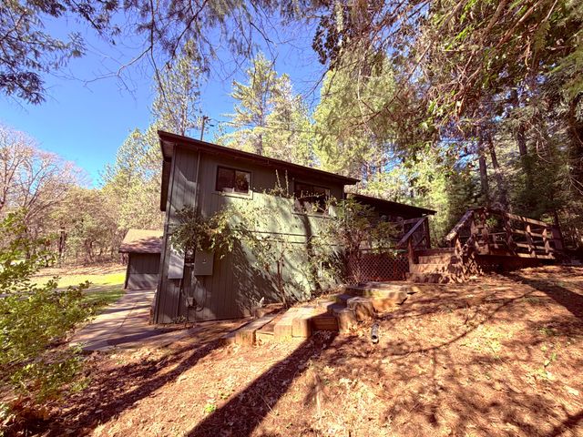 250 Tunnel Creek Road, Grants Pass, OR 97526