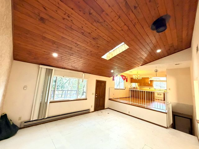 250 Tunnel Creek Road, Grants Pass, OR 97526