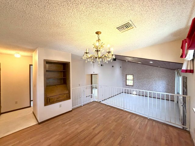 250 Tunnel Creek Road, Grants Pass, OR 97526