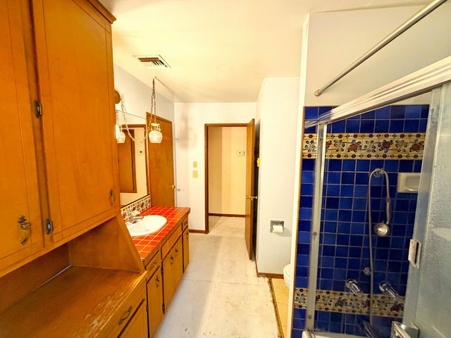 250 Tunnel Creek Road, Grants Pass, OR 97526