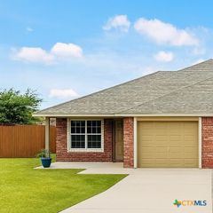 3749 W Amity Road A, Salado, TX 76571