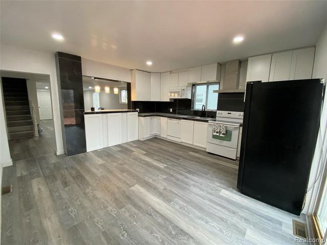 129 N Mason Street, Saginaw, MI 48602