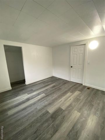129 N Mason Street, Saginaw, MI 48602