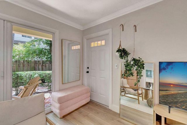 49 SE 7th Avenue 2, Delray Beach, FL 33445