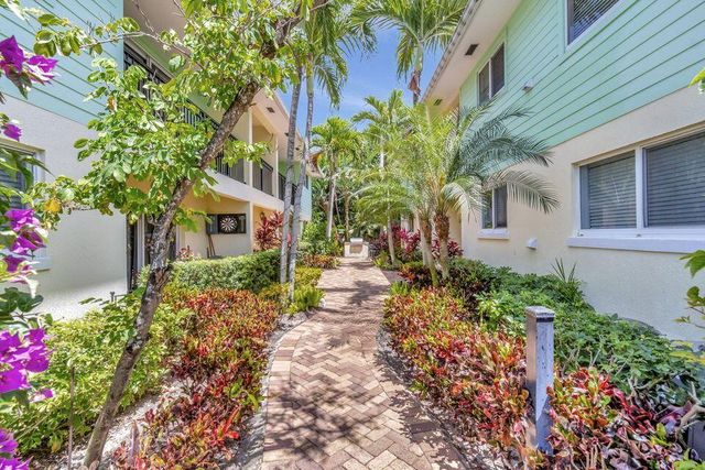 49 SE 7th Avenue 2, Delray Beach, FL 33445