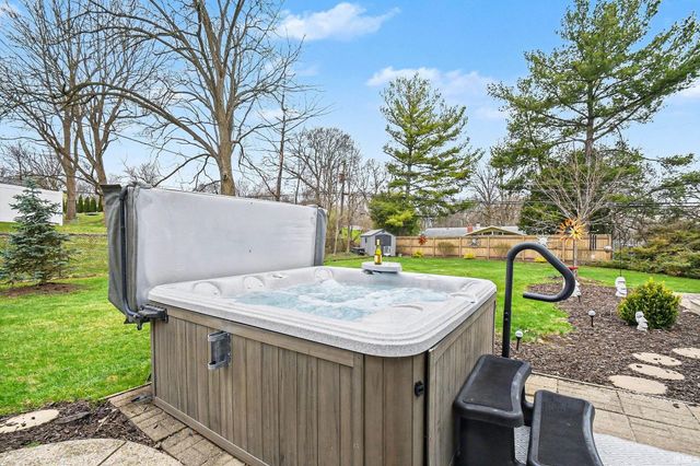 3519 Springbrook Drive, South Bend, IN 46614