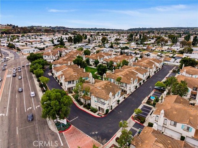 293 Reef Point Way 6, Oceanside, CA 92058