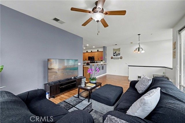 293 Reef Point Way 6, Oceanside, CA 92058