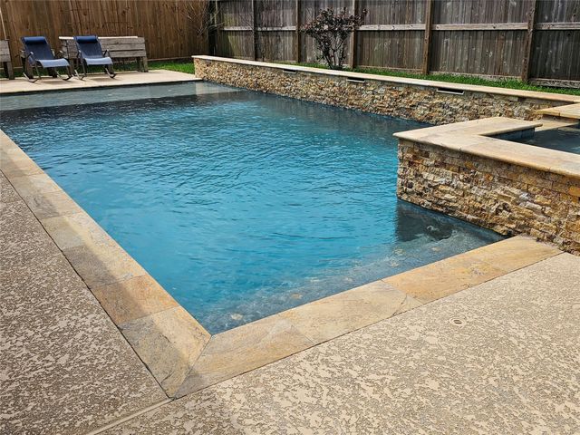 8215 Montego Bay Drive, Baytown, TX 77523