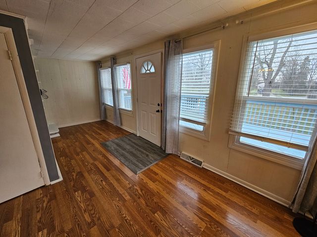 39101 N Walnut Street, Lake Villa, IL 60046