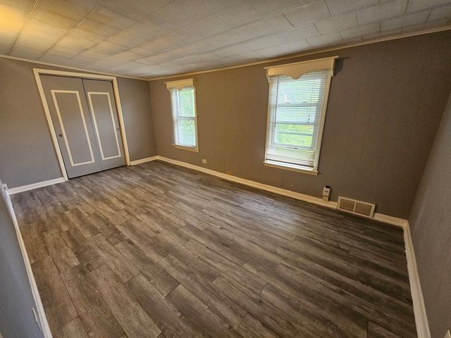 39101 N Walnut Street, Lake Villa, IL 60046