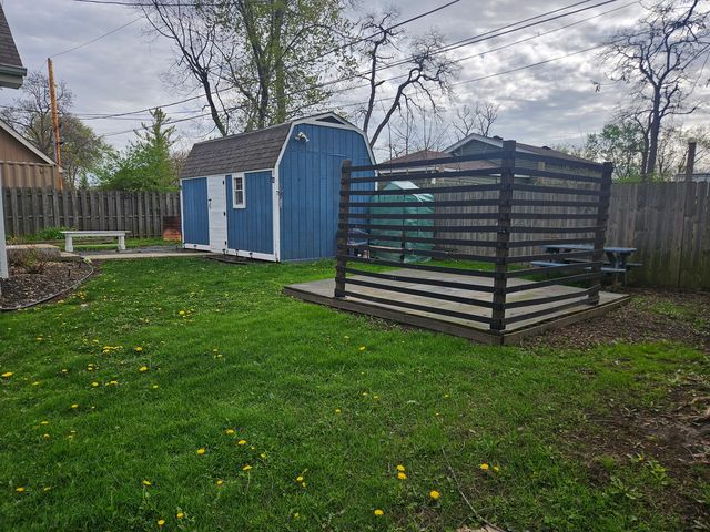 39101 N Walnut Street, Lake Villa, IL 60046