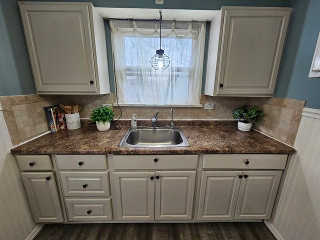 39101 N Walnut Street, Lake Villa, IL 60046