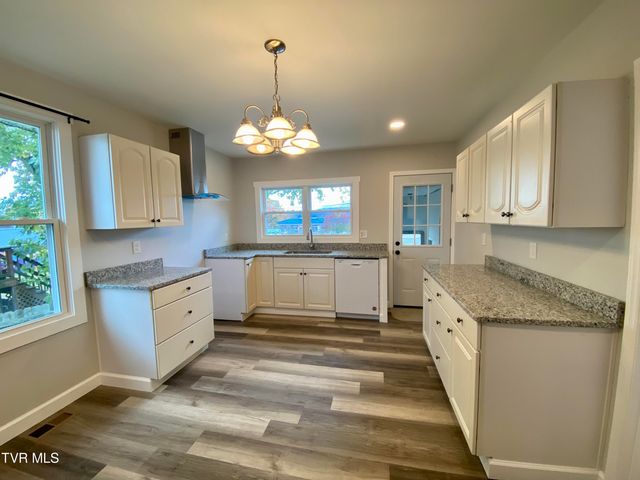 746 Myrtle Street, Kingsport, TN 37660